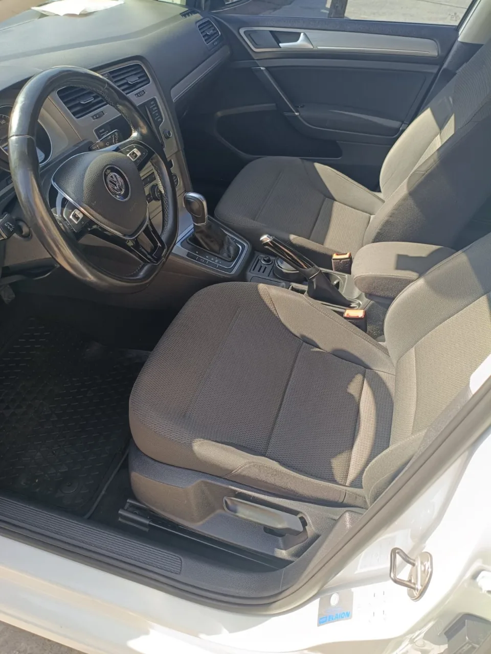 Volkswagen Golf — foto 3
