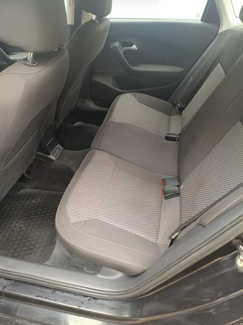 Volkswagen Polo — foto 1