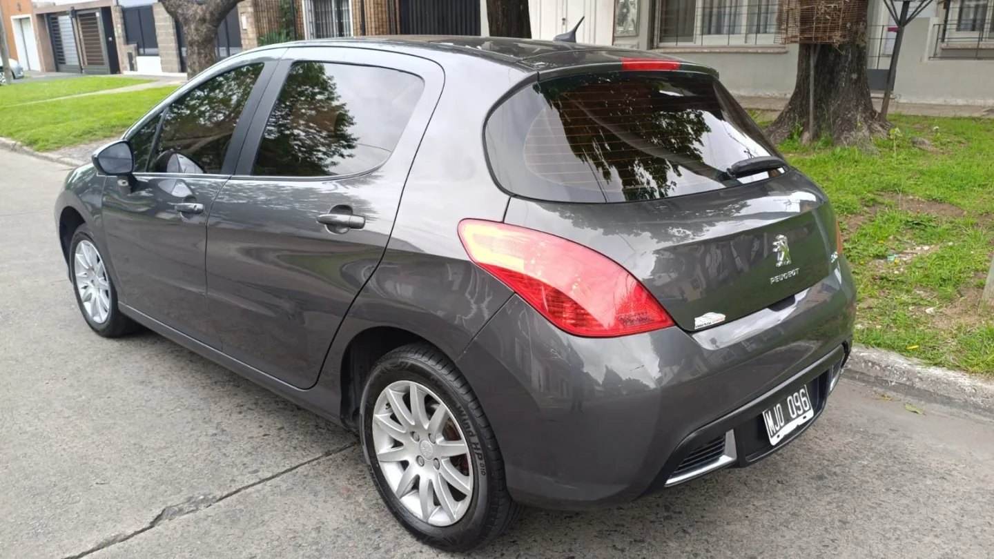 Peugeot 308 — foto 2